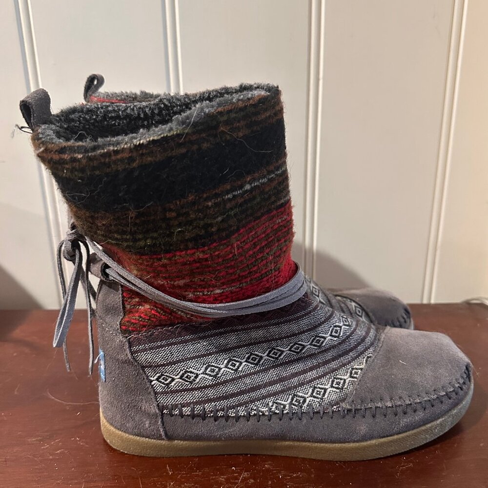 Toms Nepal Boots Pull On